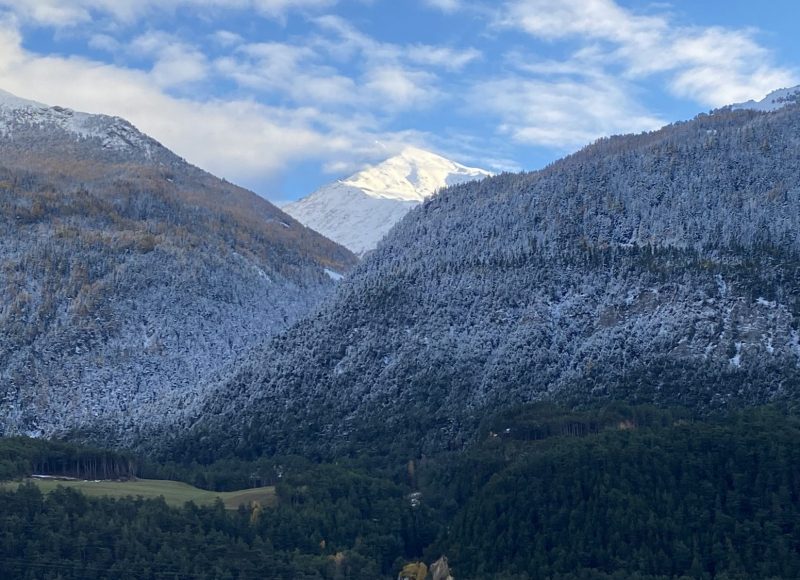 3 montagnes enneigées à partir de 1300 m d'altitude. réservez votre séjour